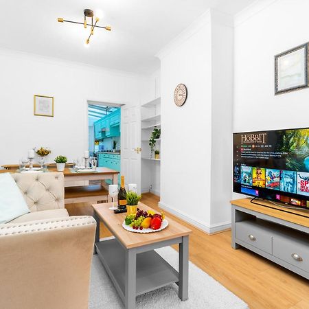 Luxury 3 Bedroom House - Harborne - Parking - Garden - Wifi & Netflix 122G Birmingam Exterior foto