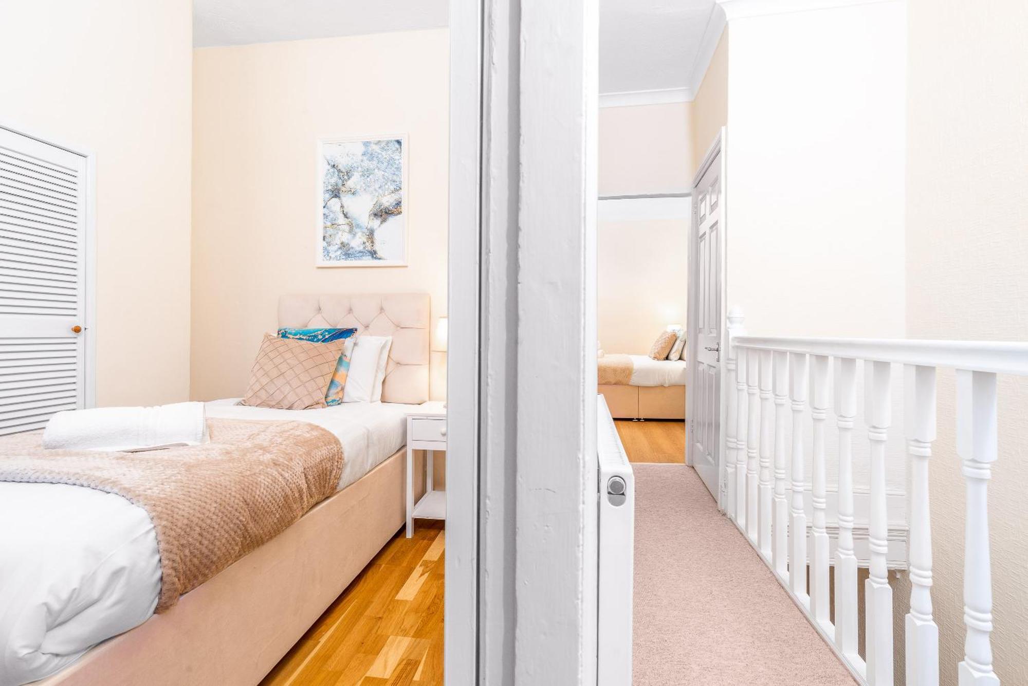 Luxury 3 Bedroom House - Harborne - Parking - Garden - Wifi & Netflix 122G Birmingam Exterior foto